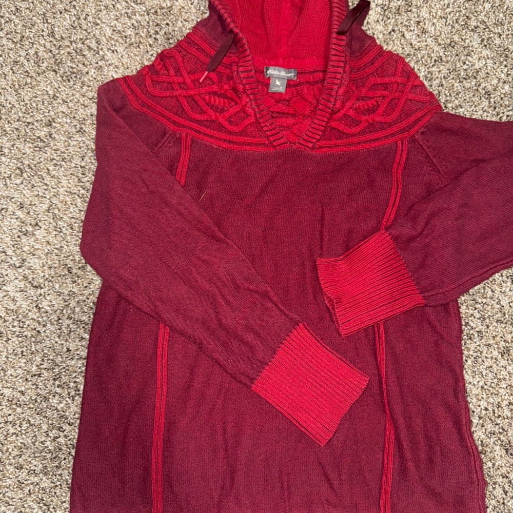 Eddie Bauer red‎ long sleeve sweater with hood